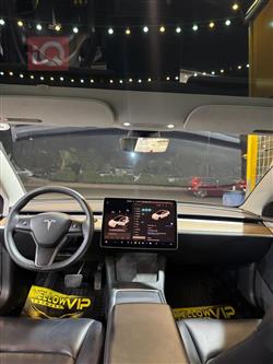 تسلا موديل 3